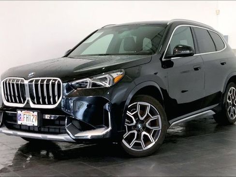 Used 2025 BMW X1 xDrive28i w/ Technology Package image 1