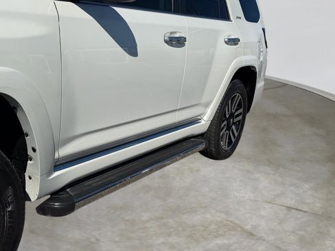 Used 2016 Toyota 4Runner Limited image 8