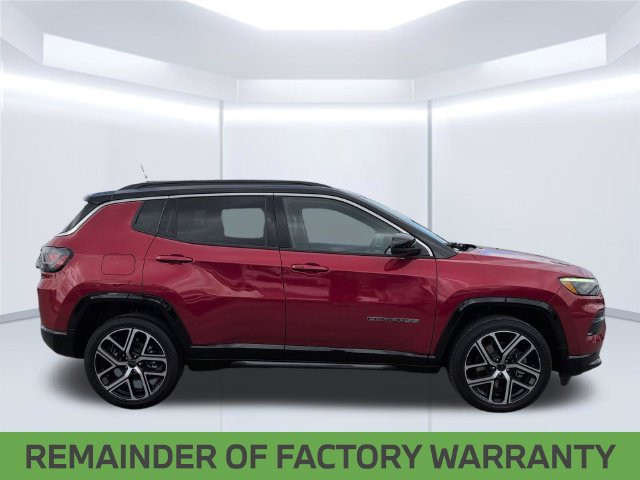 Certified 2025 Jeep Compass Limited w/ Elite Group AWD/4WD image 8