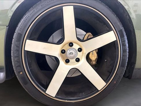 Used 2019 Dodge Challenger R/T Scat Pack w/ Stars & Stripes Edition image 9