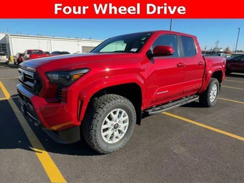 Used 2024 Toyota Tacoma 4x4 Double Cab image 5
