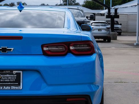 Used 2023 Chevrolet Camaro LT w/ Technology Package RWD image 44