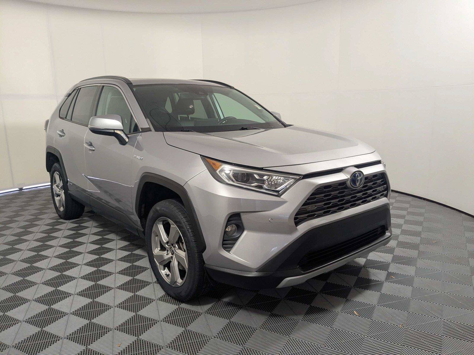 Used 2021 Toyota RAV4 Limited AWD/4WD image 2