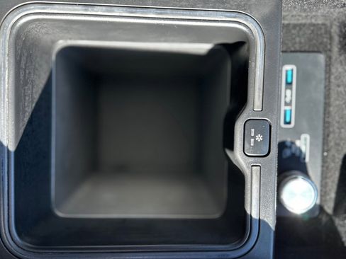 Used 2021 Land Rover Range Rover SV Autobiography Dynamic image 33