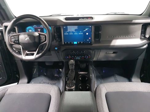 Used 2025 Ford Bronco Big Bend image 9