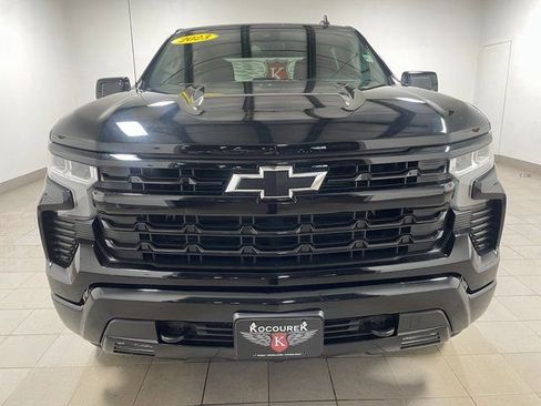 Used 2023 Chevrolet Silverado 1500 RST image 2