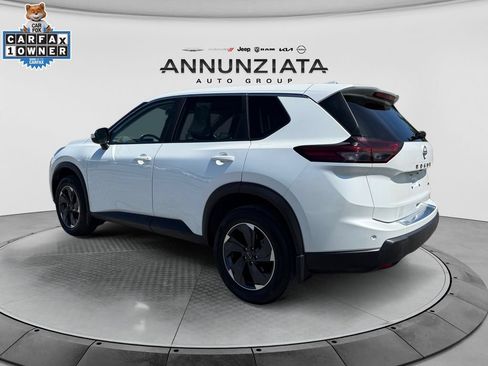 Certified 2025 Nissan Rogue SV AWD/4WD image 3