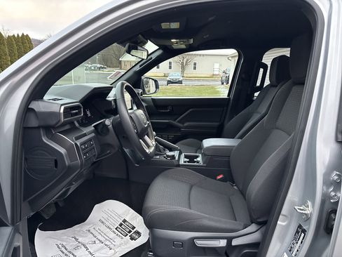 Certified 2025 Toyota 4Runner SR5 image 13