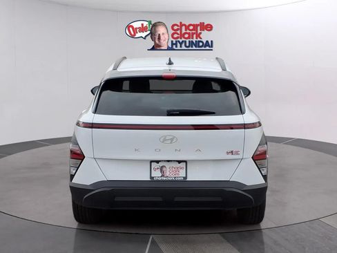 New 2026 Hyundai Kona SEL Sport FWD image 4