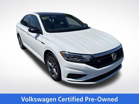 Certified 2021 Volkswagen Jetta R-Line w/ R-Line Cold Weather Package FWD image 8