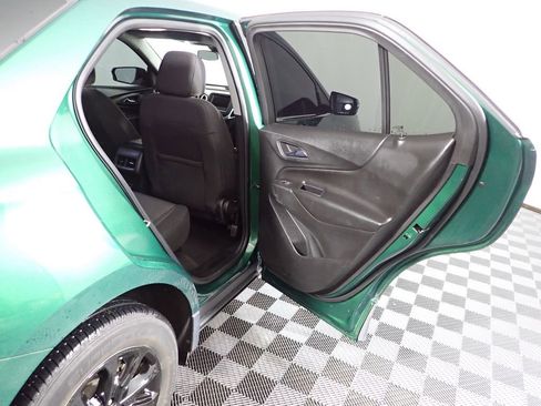 Used 2019 Chevrolet Equinox LT image 30
