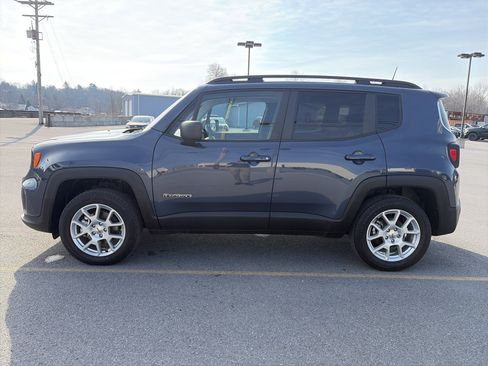 Used 2022 Jeep Renegade Latitude image 7