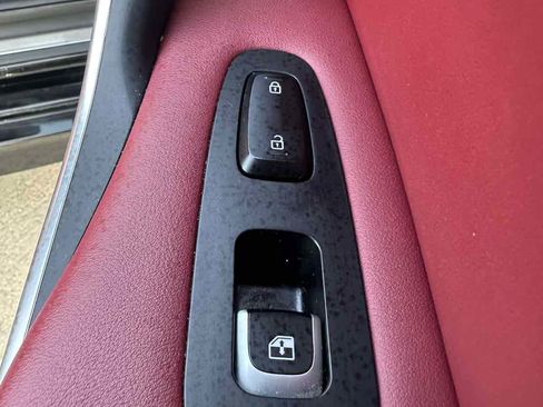 Used 2019 Kia Stinger GT2 AWD/4WD image 33