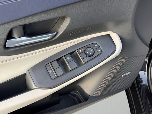 Used 2026 Nissan Sentra SL w/ Floor Mat Package FWD image 18