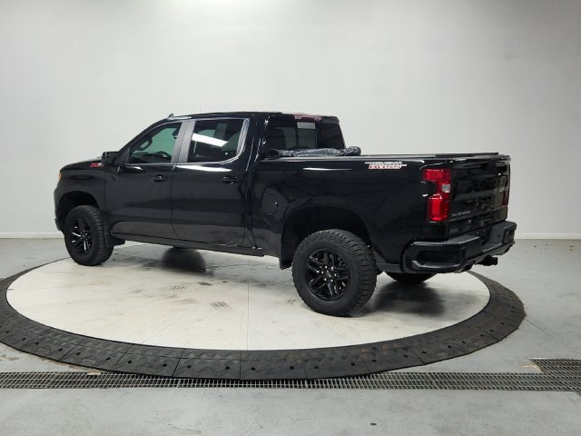 Used 2024 Chevrolet Silverado 1500 LT Trail Boss w/ Convenience Package II AWD/4WD image 6