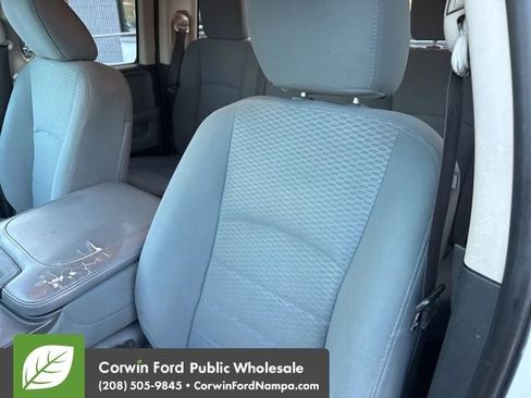 Used 2013 RAM 1500 Classic SLT image 23