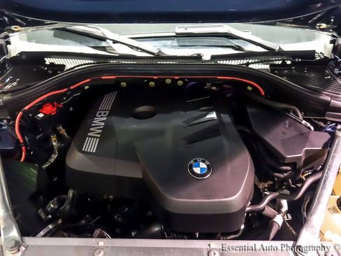 Used 2025 BMW X3 xDrive30i w/ Premium Package image 34