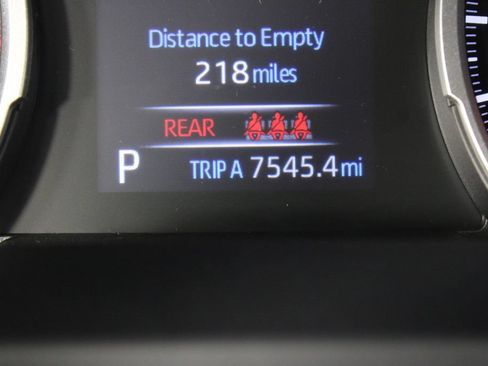 Used 2022 Toyota RAV4 LE FWD image 25