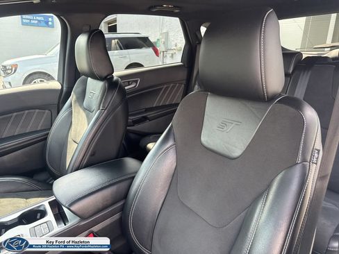 Used 2022 Ford Edge ST w/ Equipment Group 401A AWD/4WD image 18
