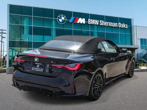 Used 2024 BMW M4 xDrive Competition AWD/4WD image 4