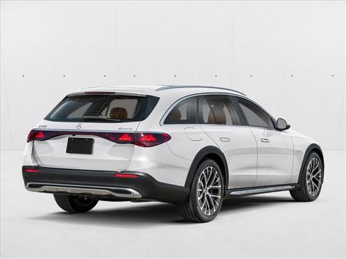 New 2026 Mercedes-Benz E 450 4MATIC All-Terrain Wagon image 2