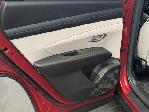 Used 2026 Hyundai Tucson SEL image 18