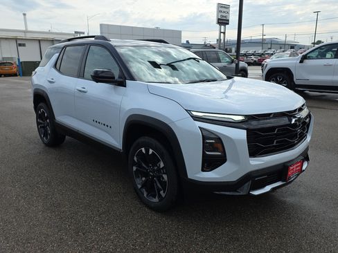 New 2026 Chevrolet Equinox RS w/ Safety and Technology Package FWD image 2