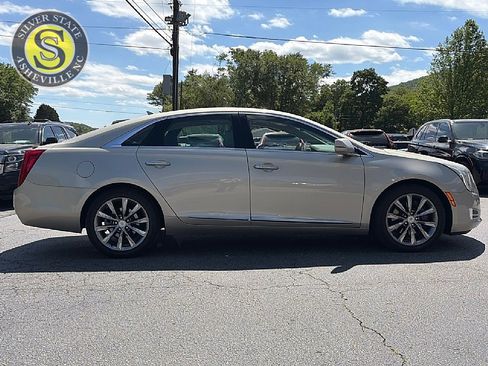 Used 2013 Cadillac XTS Luxury w/ Driver Awareness Package AWD/4WD image 7