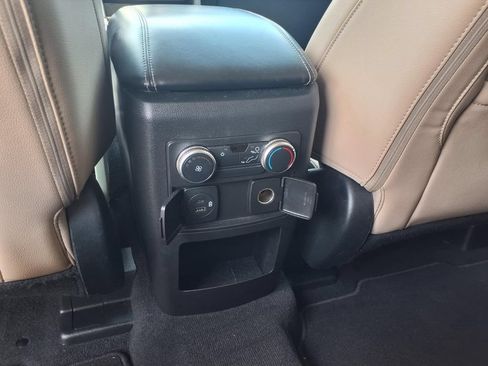 Used 2021 Ford Explorer XLT w/ Equipment Group 202A RWD image 13