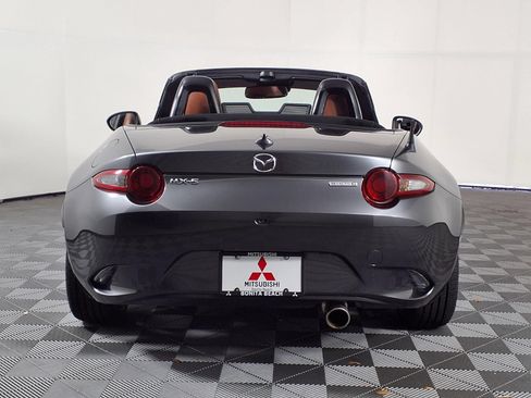 Used 2023 MAZDA MX-5 Miata Grand Touring RWD image 6