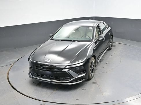 Used 2025 Hyundai Sonata SEL FWD image 42