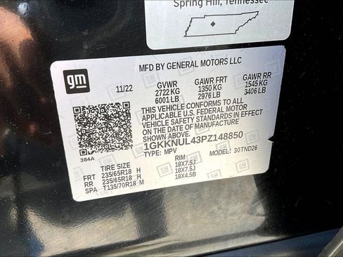 Used 2023 GMC Acadia SLT AWD/4WD image 34