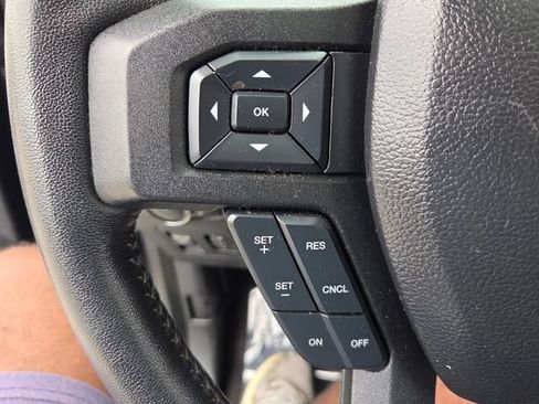 Used 2020 Ford F150 XLT w/ Equipment Group 302A Luxury AWD/4WD image 26