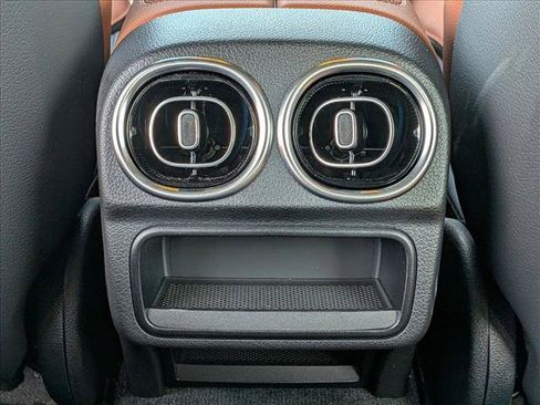 Used 2026 Mercedes-Benz C 300 4MATIC Sedan image 16