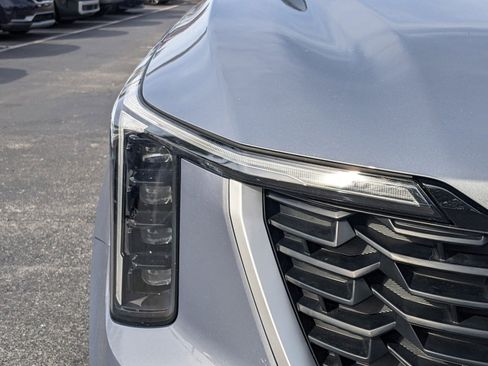 Used 2025 Kia Sorento LX image 8