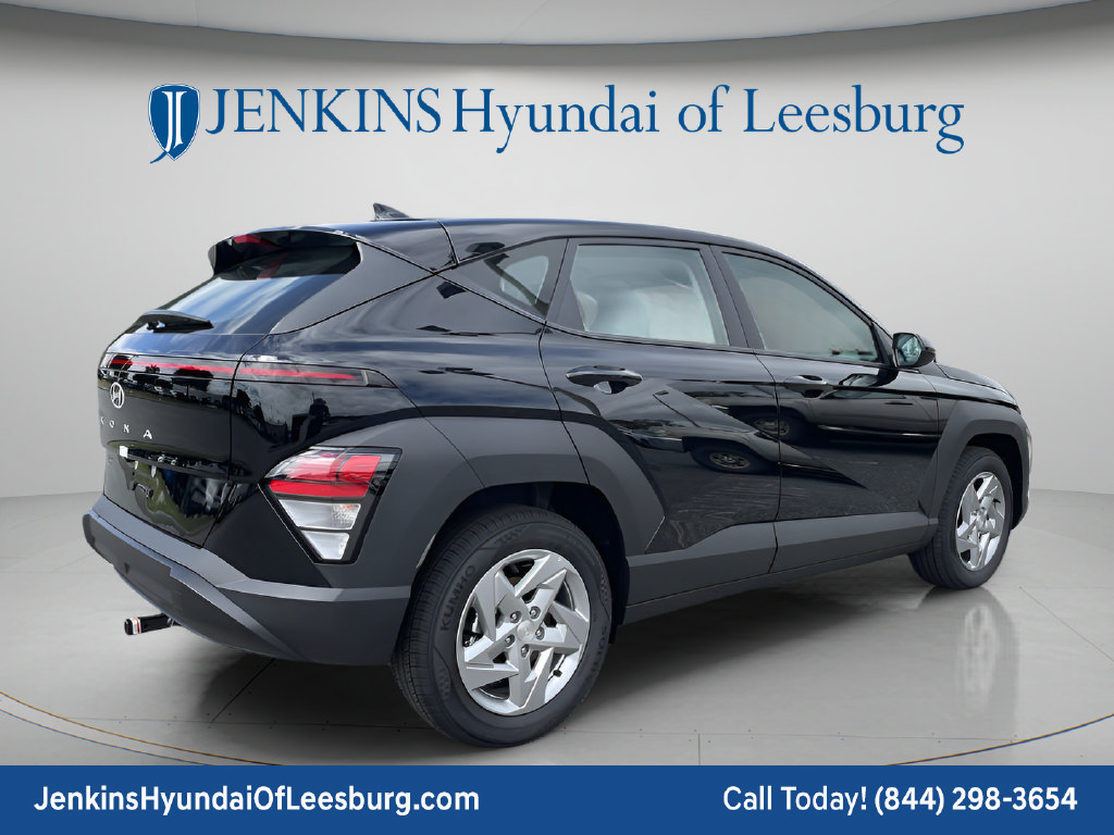 New 2026 Hyundai Kona SE FWD image 4