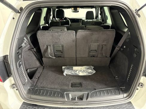 Used 2025 Dodge Durango GT RWD image 23