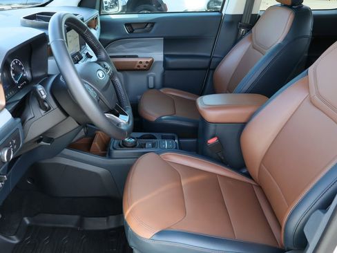 Used 2022 Ford Maverick Lariat w/ Equipment Group 500A Standard image 19