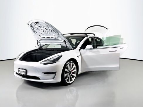 Used 2019 Tesla Model 3 Performance image 26