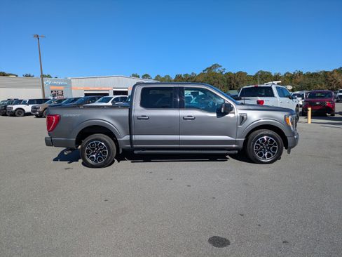 Used 2023 Ford F150 XLT image 2