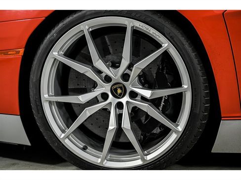 Used 2017 Lamborghini Aventador LP 700-4 AWD/4WD image 20