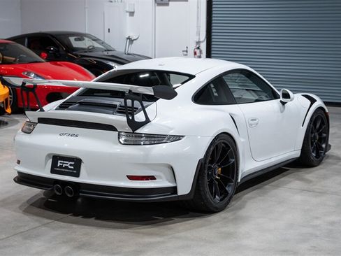 Used 2016 Porsche 911 GT3 RS RWD image 15