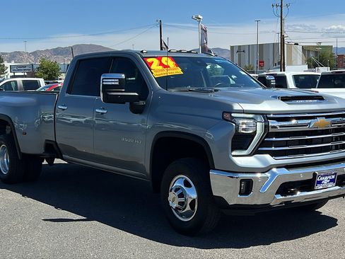Used 2024 Chevrolet Silverado 3500 LTZ w/ LTZ Plus Package AWD/4WD image 3