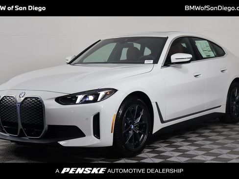 New 2026 BMW i4 eDrive40 w/ Parking Assistance Package RWD image 1