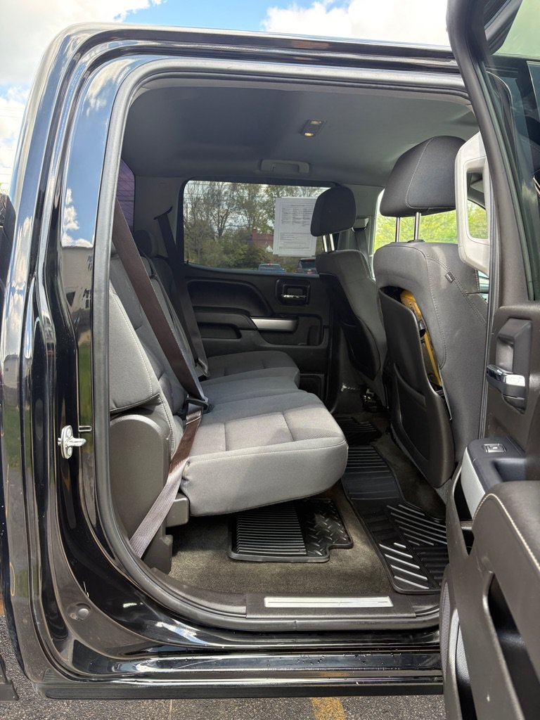 Used 2015 Chevrolet Silverado 2500 LT w/ LT Convenience Package AWD/4WD image 13