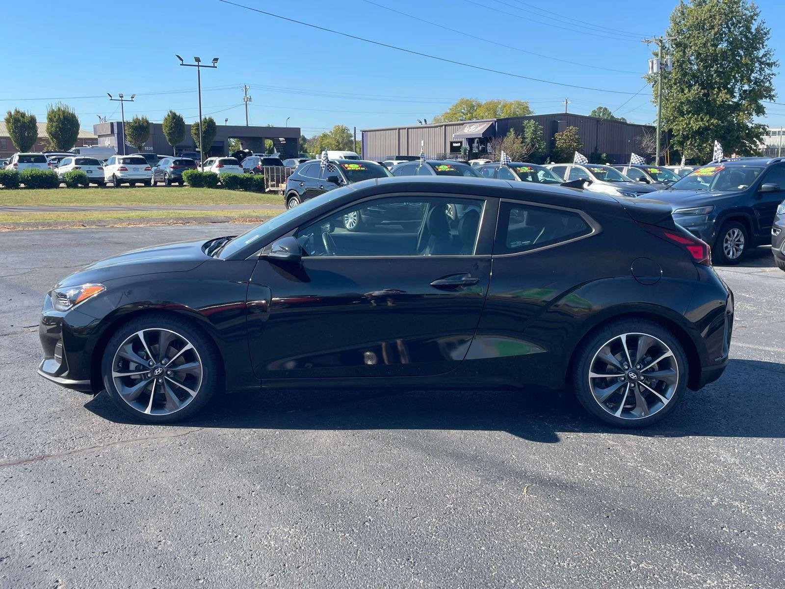 Used 2020 Hyundai Veloster 2.0 Premium FWD image 4