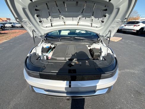 New 2026 Hyundai Ioniq 5 Limited image 28