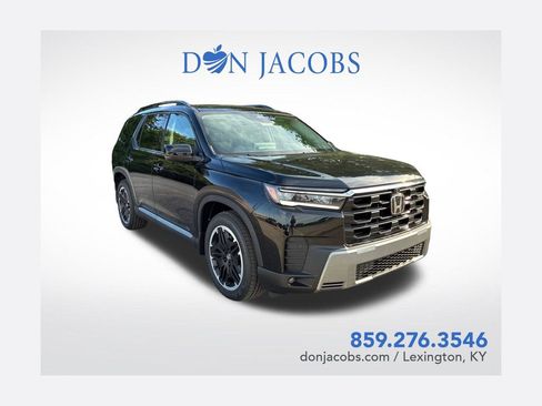 New 2026 Honda Pilot Touring image 1