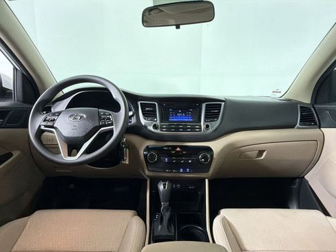 Used 2018 Hyundai Tucson SE image 24
