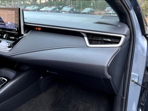 Used 2021 Toyota Corolla SE image 18
